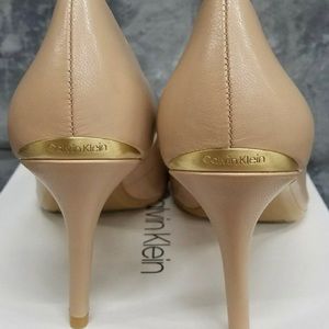 Calvin Klein Gayle Nude Pumps- Size 7